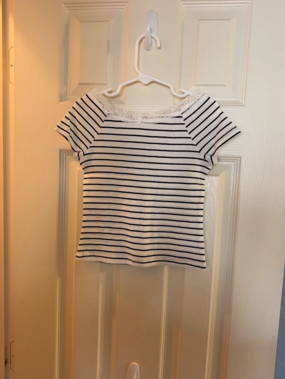Art Class Girls Ivory Striped Lace Trim Short Sleeve Tee | Size XS | NWT